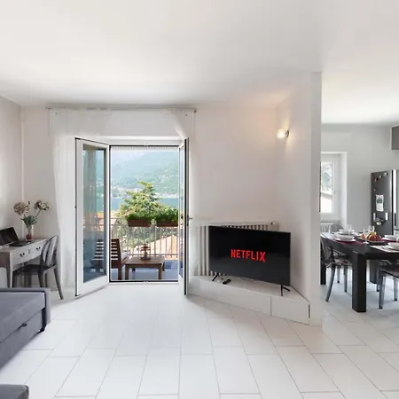 Terrazza Sul - Open Space E Netflix Appartamento Lecco